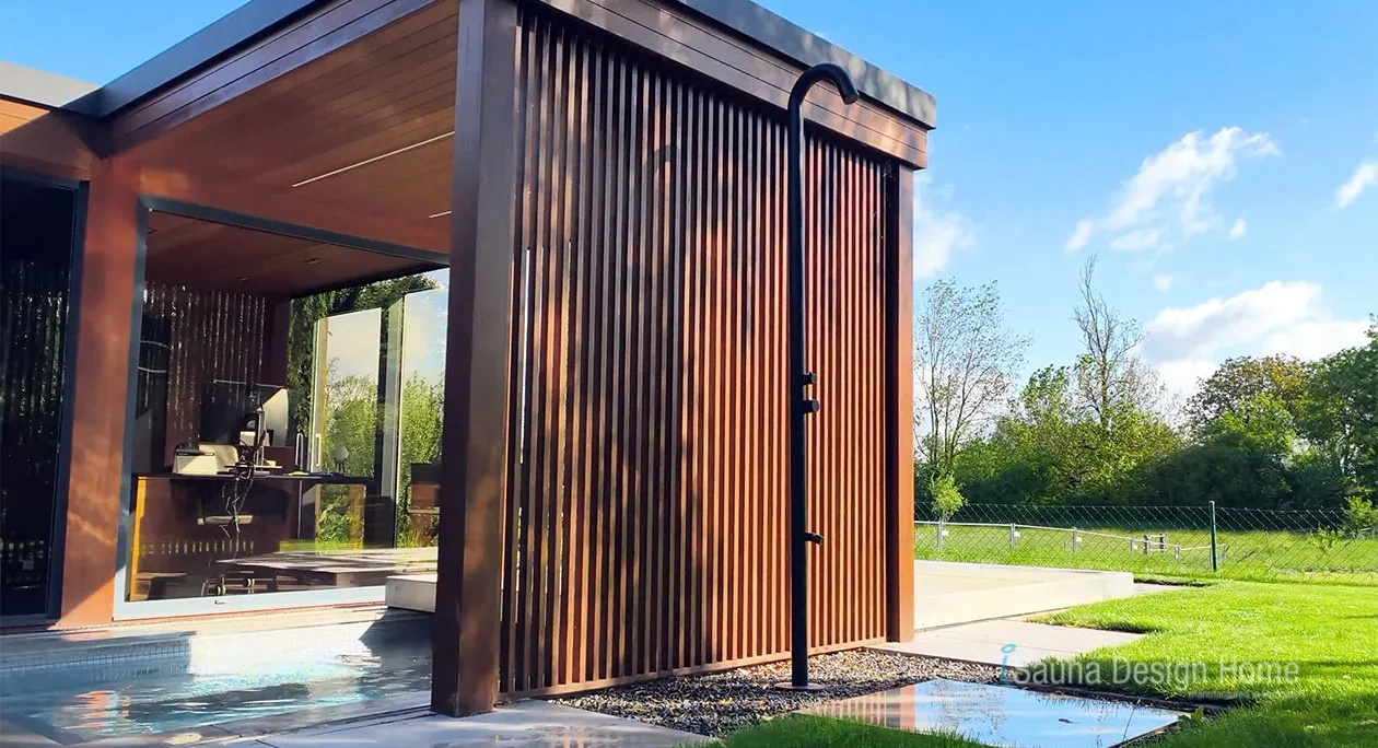 Premium Wellnesshaus mit Holzfassade